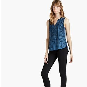 cute Lucky Brand tank-top!😍 size small!